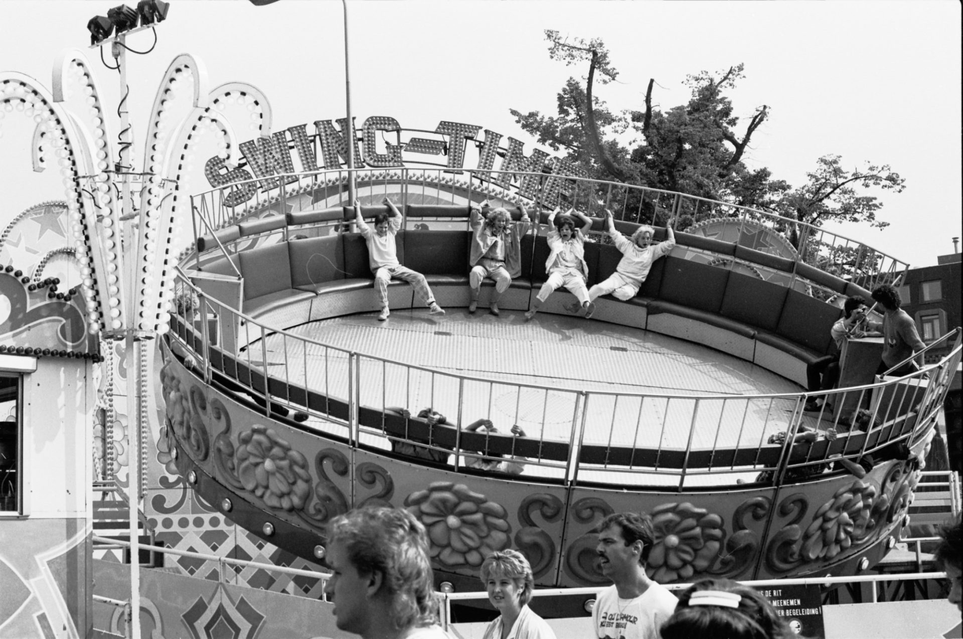 Tilburg kermis in 1986 Foto Frans de Kok Collectie Regionaal Archief Tilburg 1